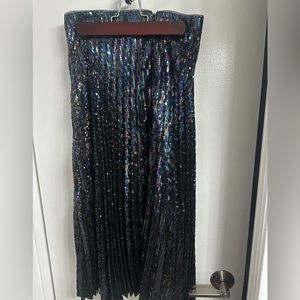 Loner sparkly skirt